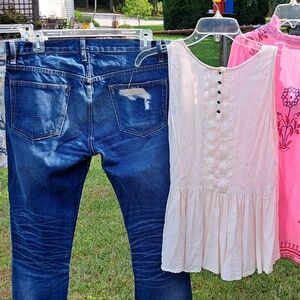 BUNDLE of Womens Clothing
